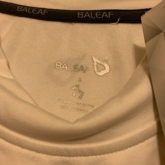 BALEAF SIZE SMALL LONG SLEEVED ATHLETIC/WORKOUT SHIRT NWT - Picture 5 of 6